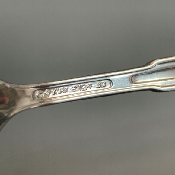 Kirk Stieff Parallel 1986 Stainless Steel Spoon Ribbed 6 1/4" - Picture 7 of 7